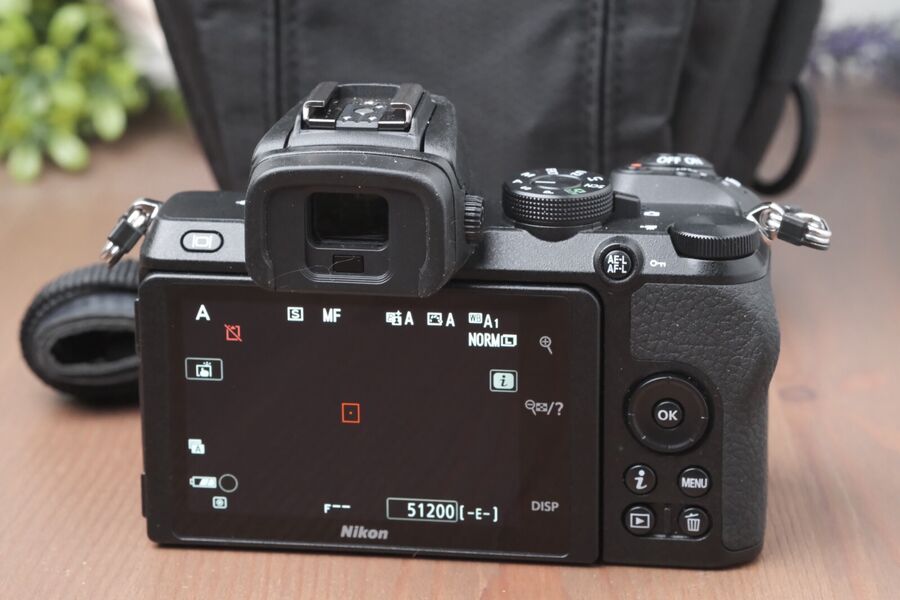 Nikon Z50 20.9MP Mirrorless Digital 4K Camera w/128GB SD And Bag ~105 Clicks!